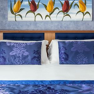 Classic Double or Twin Room